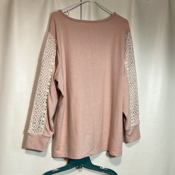 !!3 FOR $25 -- FN by Flora Nikrooz Pink and White Lace Lounge Set - Picture 5 of 11